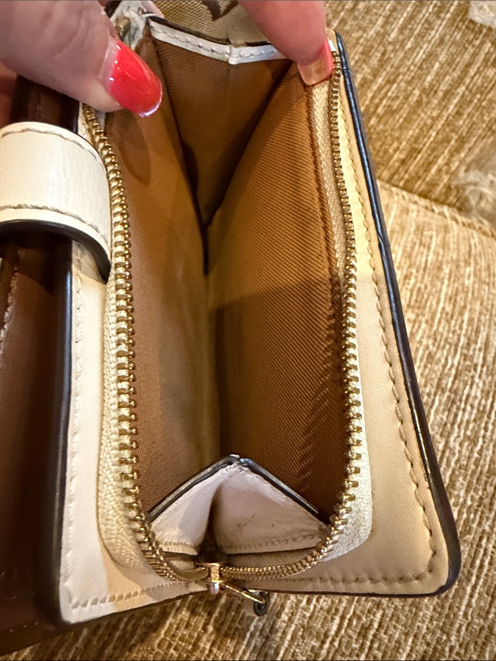 Coach Brown Monogram Canvas Wallet with White Leather and Tab Accent 💼 - Picture 15 of 16